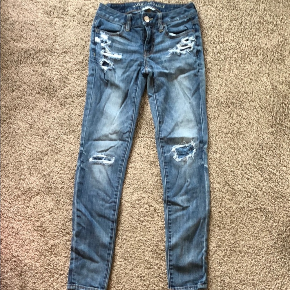 Size 0 regular distressed skinny jeans